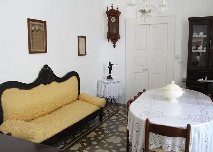 Alojamento de Acomodação e Pequeno-almoço Palazzo Bitonti 3*